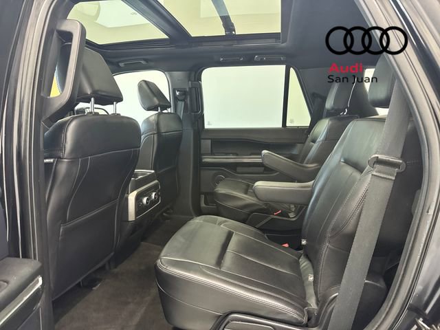 Used 2021 Ford Expedition XLT image 32