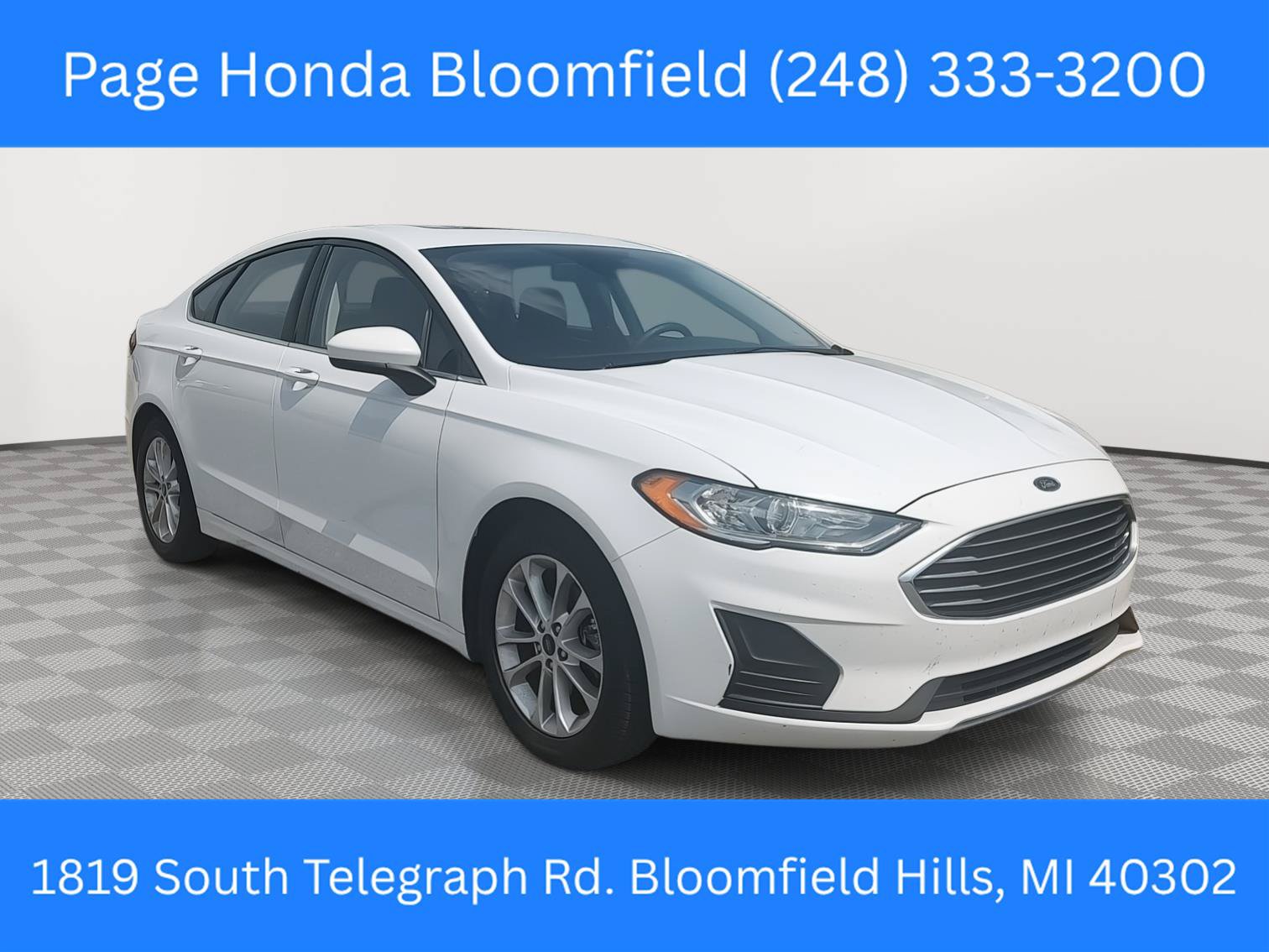 Used 2020 Ford Fusion SE FWD image 1