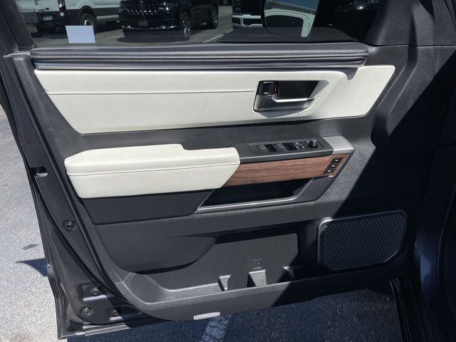 Used 2024 Toyota Tundra Capstone AWD/4WD image 5