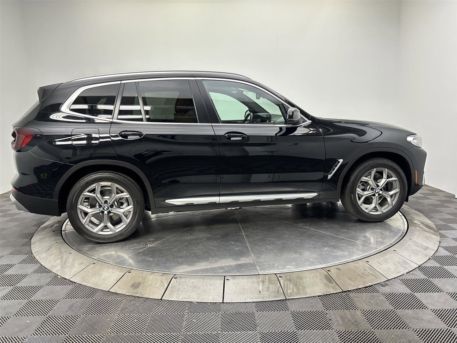 Used 2022 BMW X3 xDrive30i w/ Convenience Package image 17