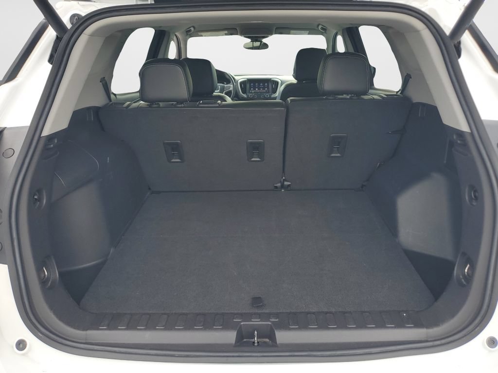 Used 2024 GMC Terrain SLT FWD image 10