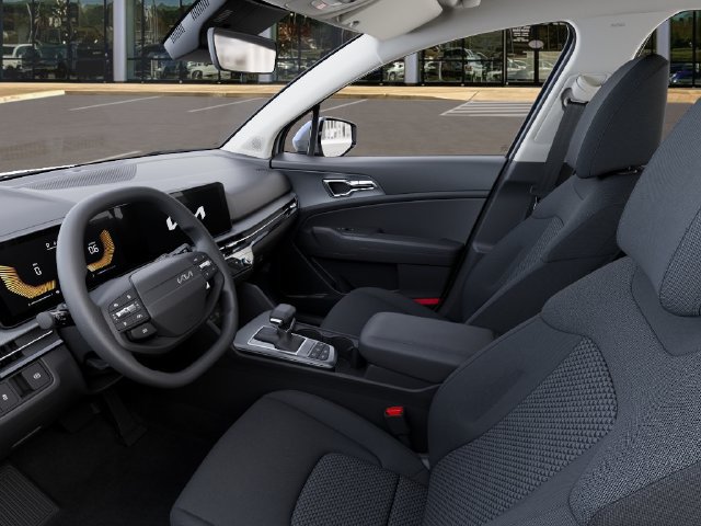 New 2026 Kia Sportage LX w/ LX Convenience Package FWD image 17