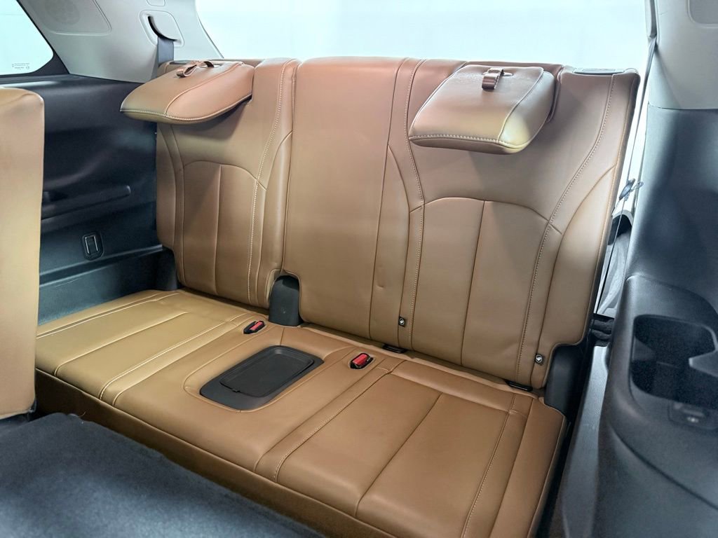 Used 2023 INFINITI QX60 Sensory w/ Cargo Package image 23