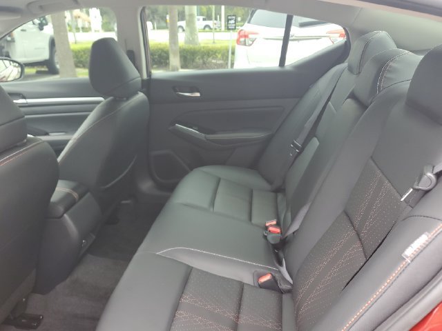 Used 2025 Nissan Altima 2.5 SR w/ SR Premium Package FWD image 14