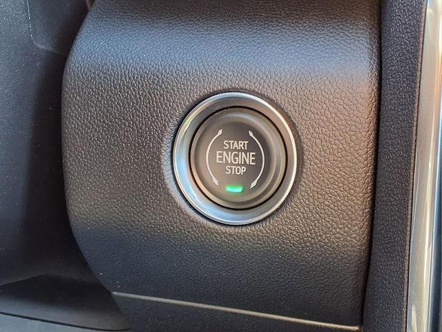 New 2026 GMC Acadia AT4 w/ Luxury Package image 16