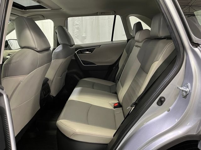 Certified 2022 Toyota RAV4 Limited w/ Limited Grade Weather Package AWD/4WD image 11