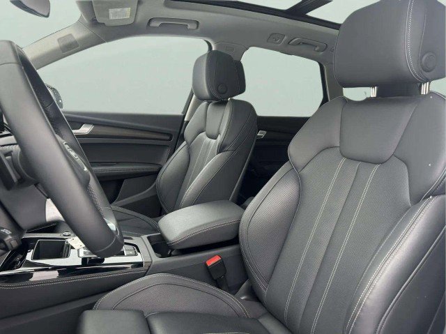 Certified 2023 Audi Q5 e Premium Plus w/ Premium Plus Package image 18