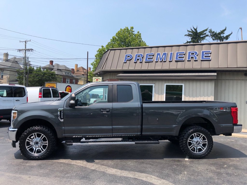 Used 2018 Ford F250 XL w/ Power Equipment Group AWD/4WD image 3