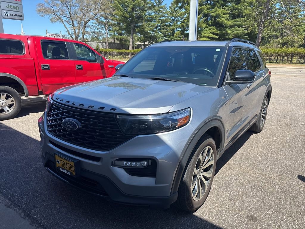 Used 2023 Ford Explorer ST-Line w/ Class IV Trailer Tow Package AWD/4WD image 1
