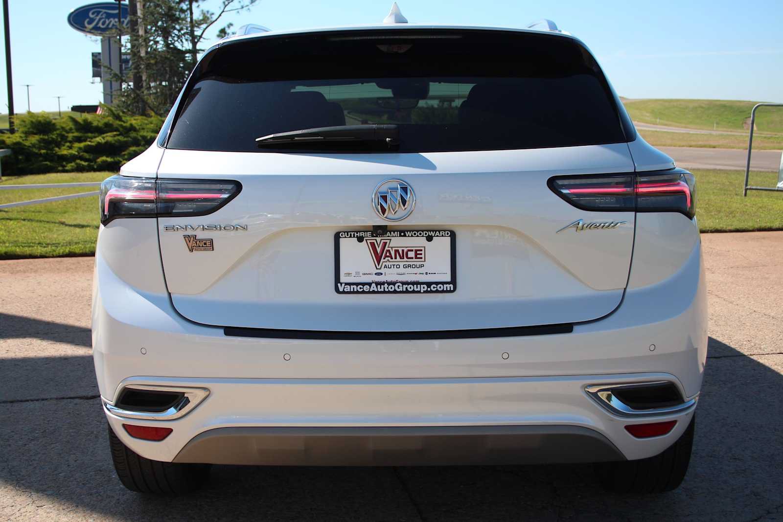 Used 2023 Buick Envision Avenir FWD image 8