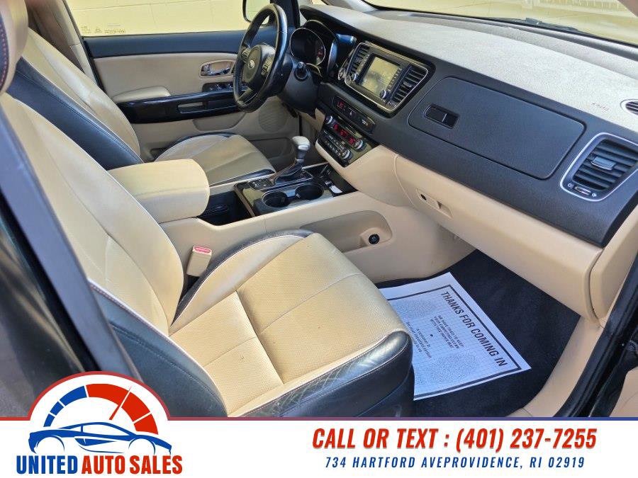 Used 2017 Kia Sedona EX FWD image 13
