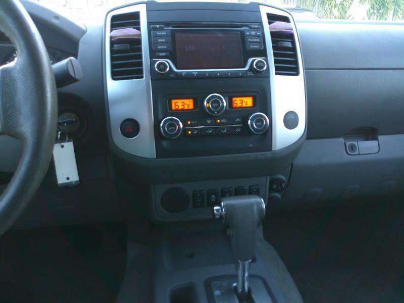 Used 2017 Nissan Frontier SV w/ SV Value Truck Package RWD image 16