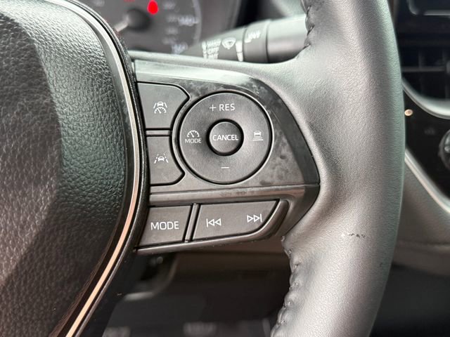 Used 2025 Toyota Corolla SE FWD image 17