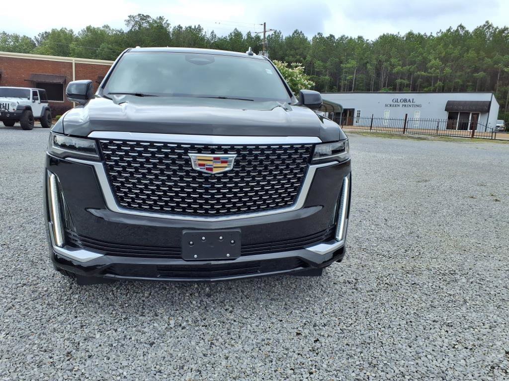 Used 2023 Cadillac Escalade Premium Luxury w/ Performance Package image 4
