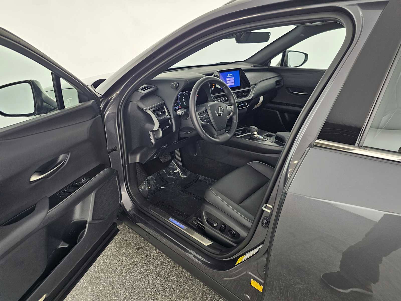Certified 2025 Lexus UX 300h UX300h w/ Accessory Package (Z2) image 19