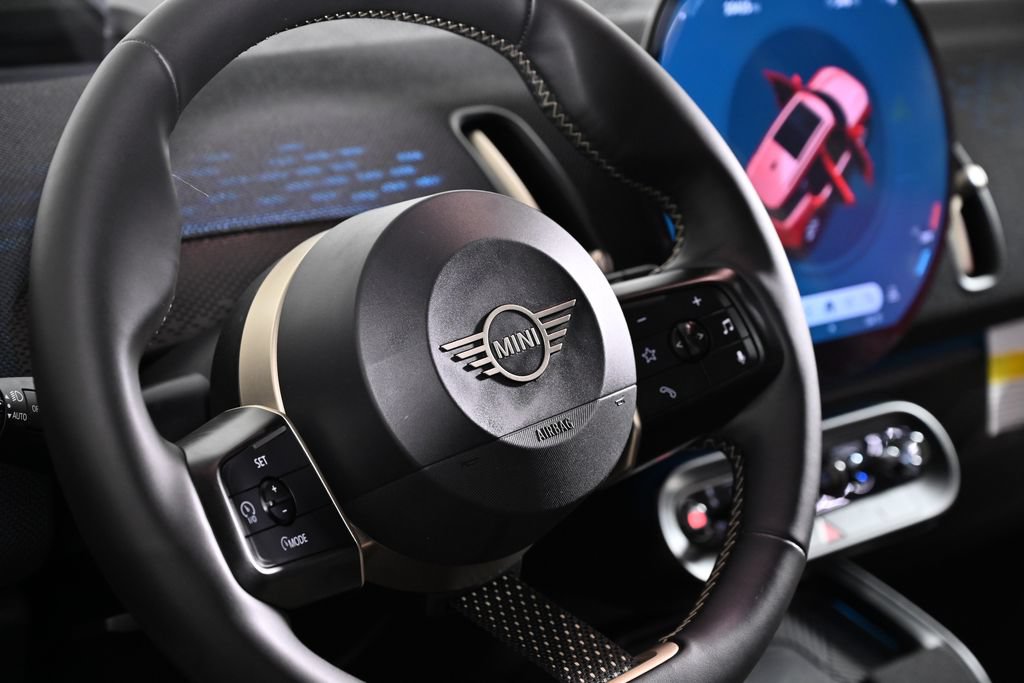 Certified 2025 MINI Cooper Countryman S AWD/4WD image 16
