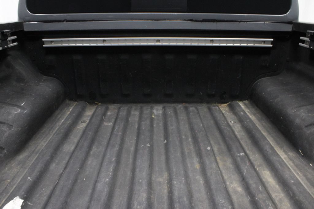 Used 2023 Nissan Frontier PRO-4X w/ Pro-4X Premium Package AWD/4WD image 18