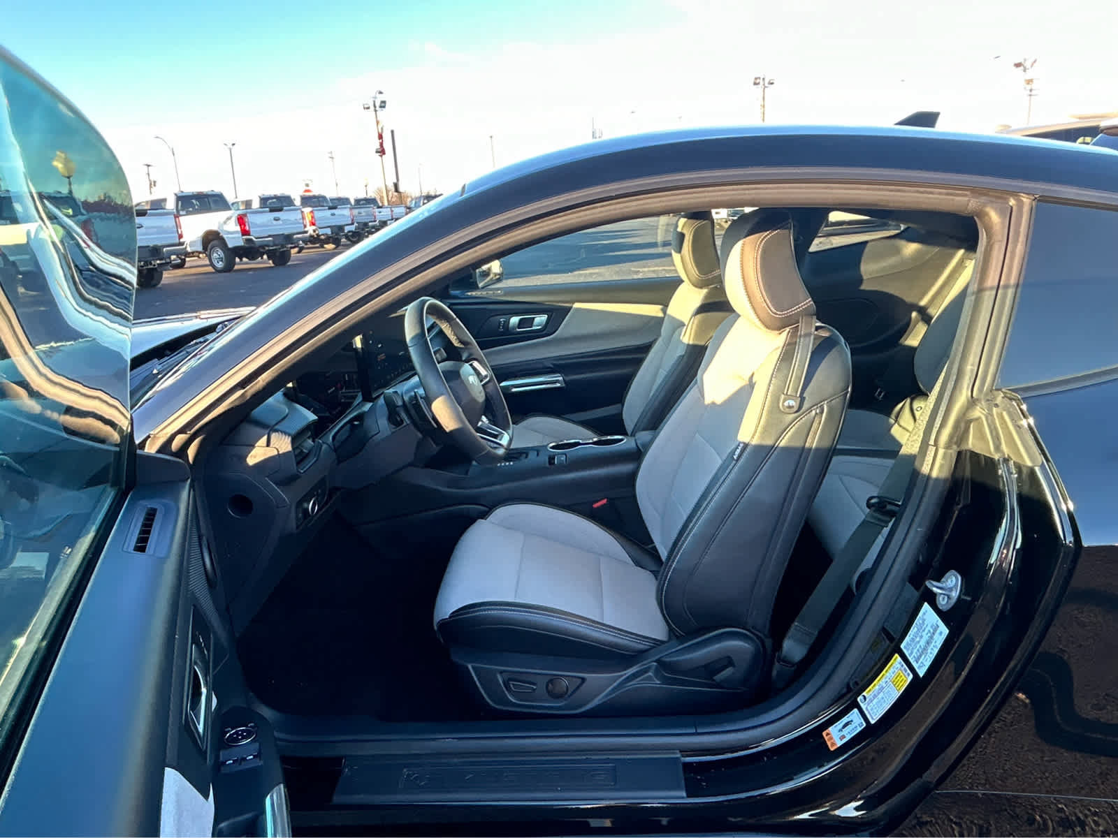 Used 2024 Ford Mustang GT image 9