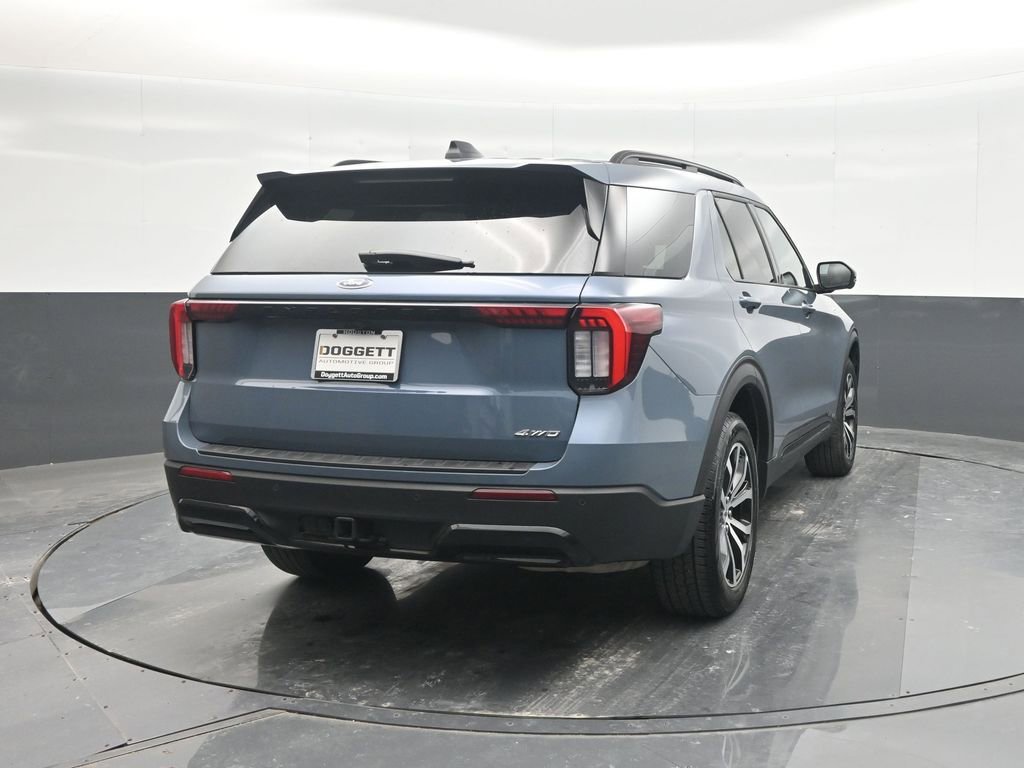 Certified 2025 Ford Explorer ST-Line AWD/4WD image 24