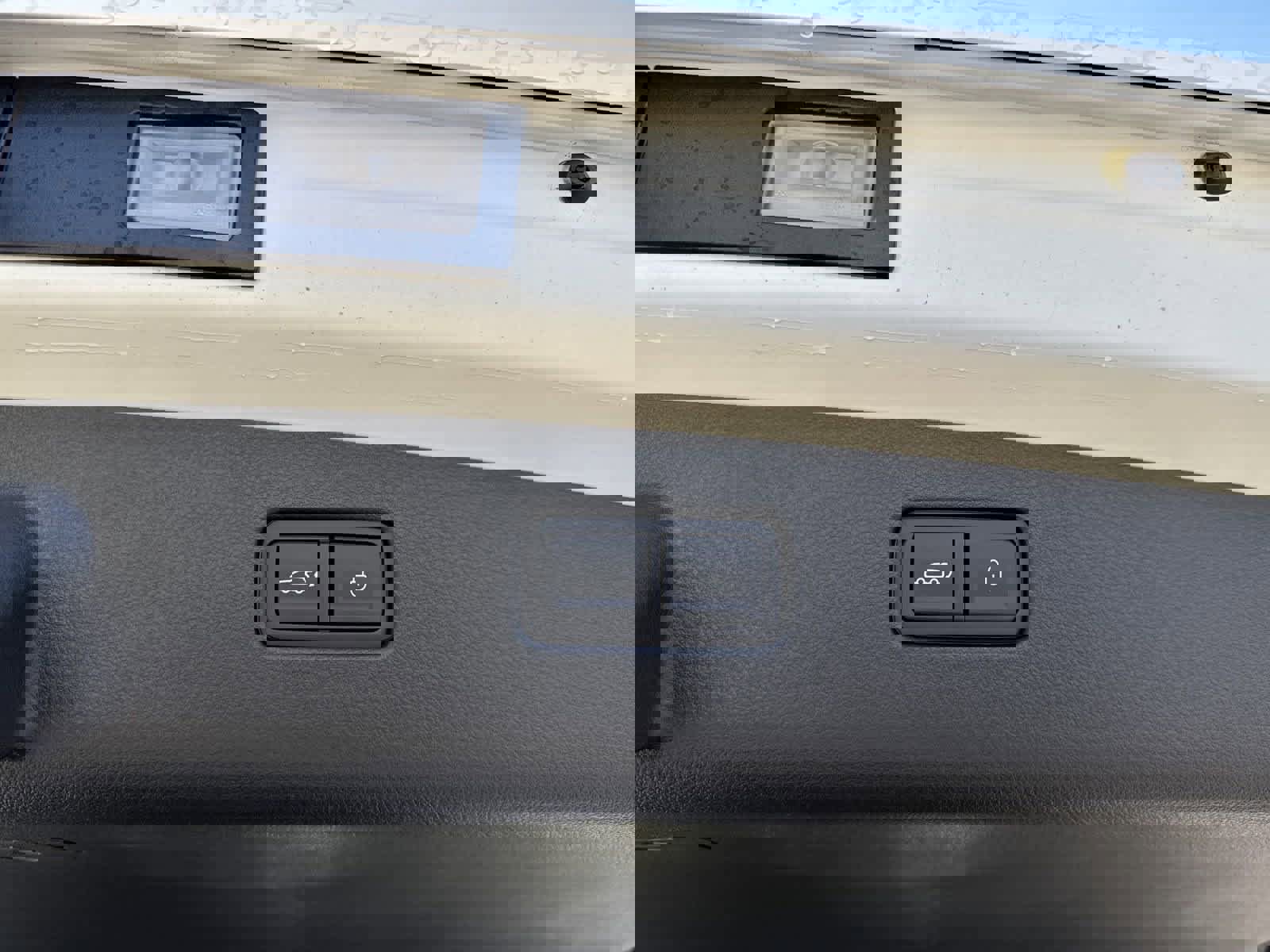 New 2025 Genesis GV70 3.5T Sport image 23