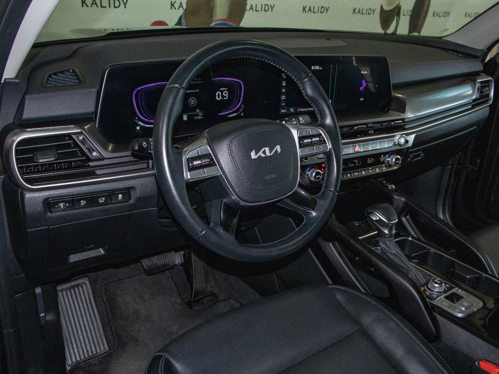 Used 2025 Kia Telluride S image 6