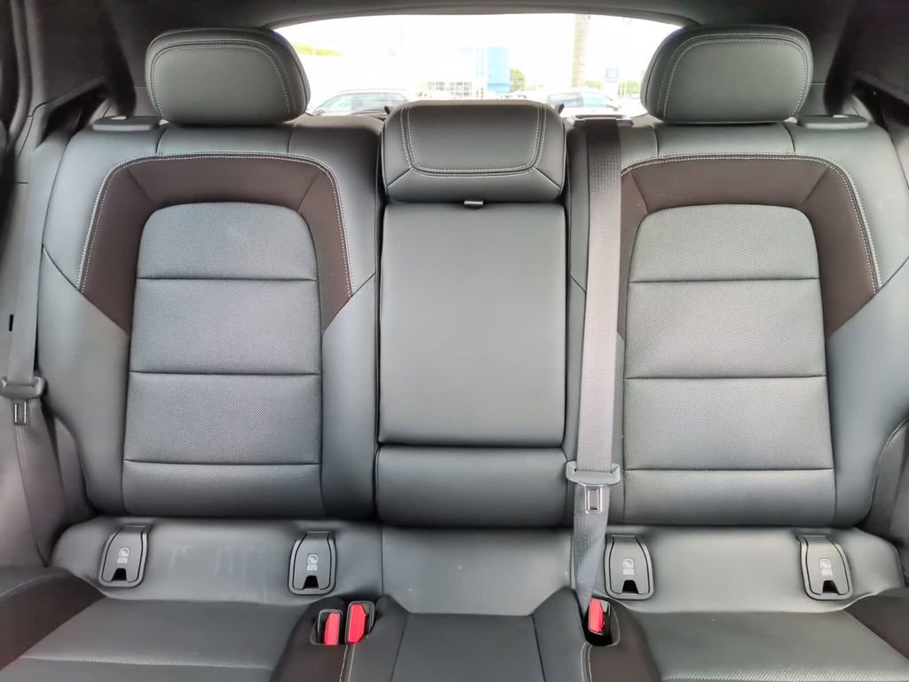 Used 2024 Chevrolet Equinox EV RS FWD image 28