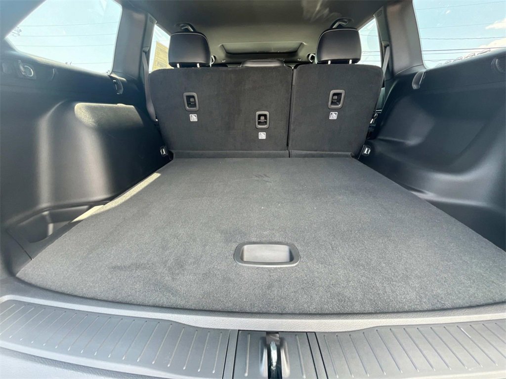 New 2025 Jeep Grand Cherokee Altitude image 15