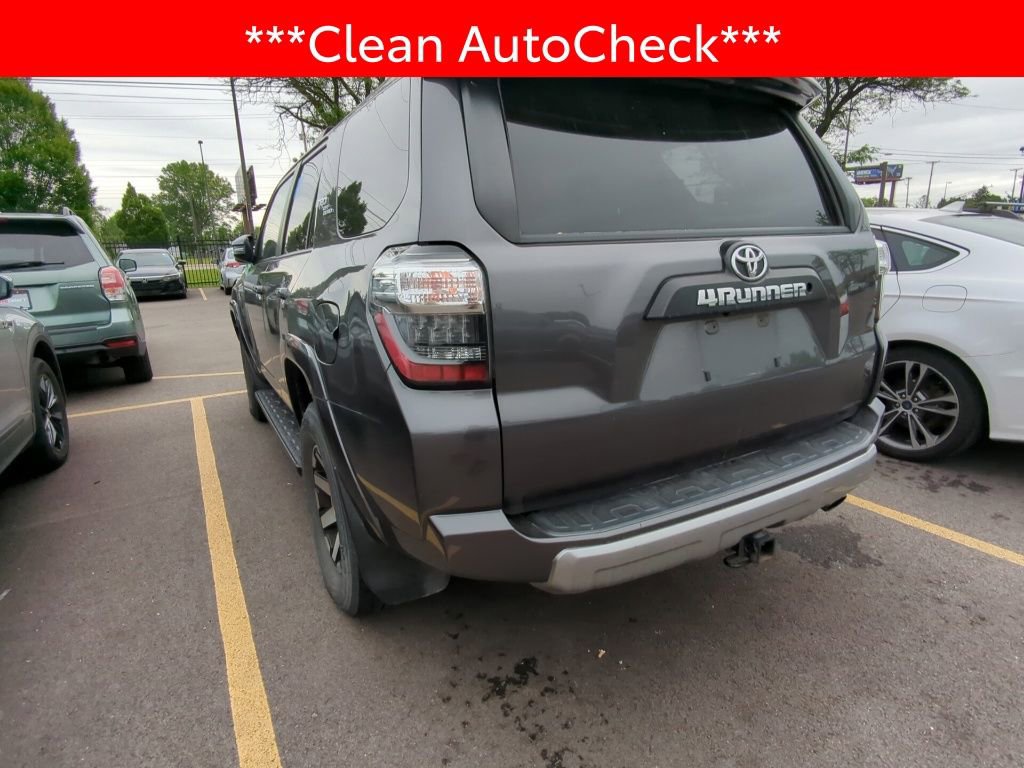 Used 2019 Toyota 4Runner TRD Off-Road Premium AWD/4WD image 4