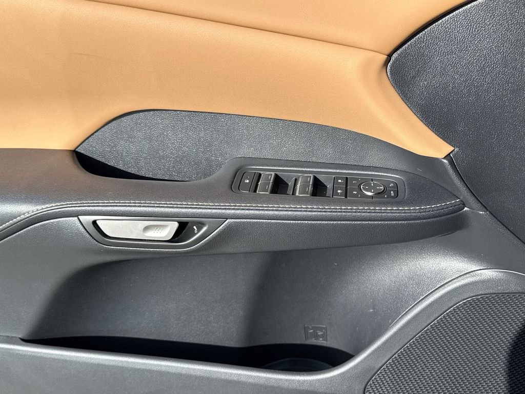 Used 2025 Lexus RX 350 Premium w/ Accessory Package (Z1) image 29