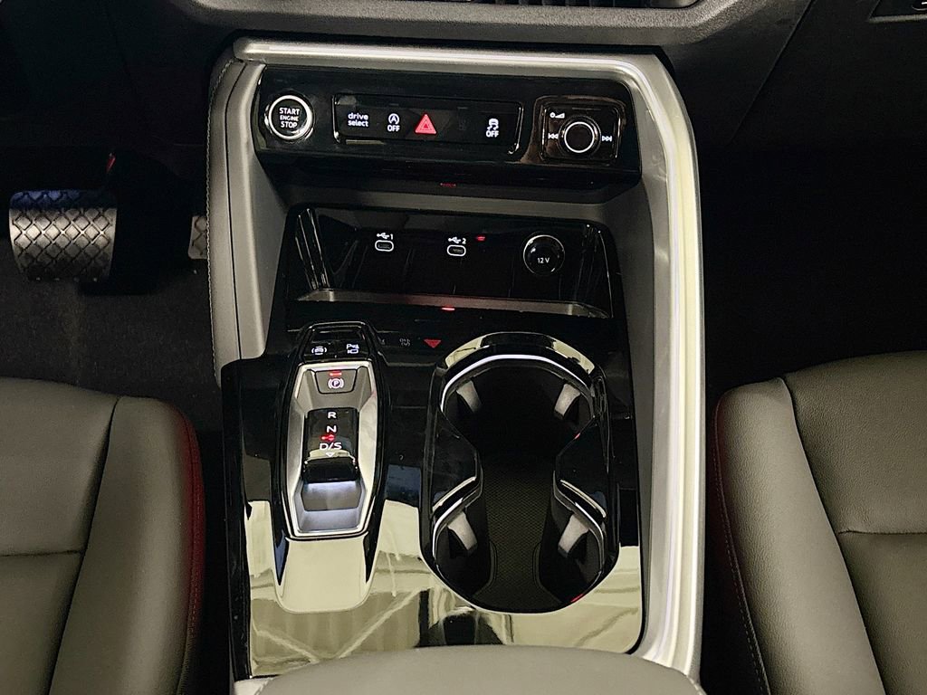 New 2025 Audi Q5 Premium Plus image 13