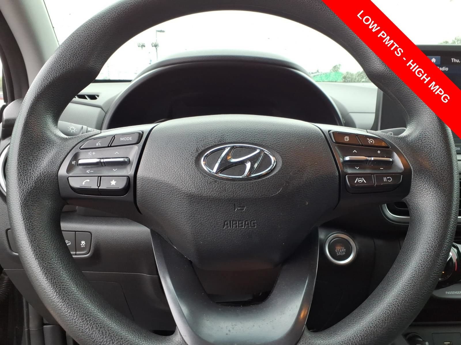 Used 2023 Hyundai Kona SEL AWD/4WD image 26