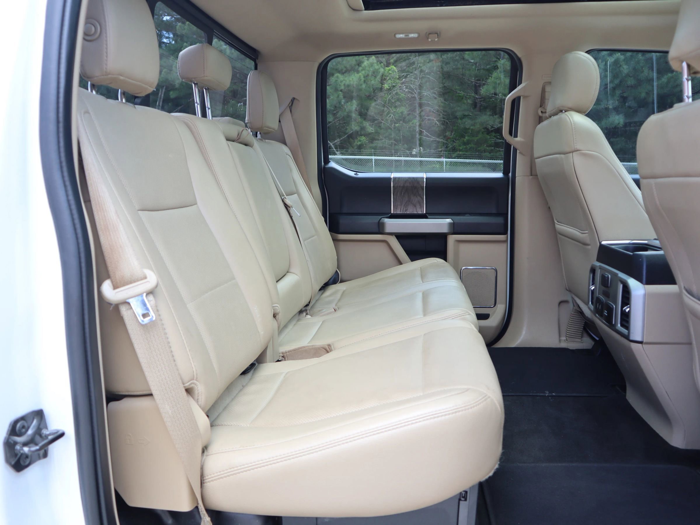 Used 2018 Ford F250 Lariat w/ Lariat Ultimate Package image 31