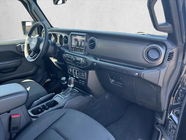 Used 2023 Jeep Wrangler Sport S image 19