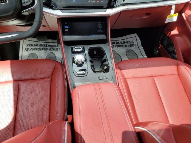 Used 2024 Jeep Wagoneer Launch Edition AWD/4WD image 22