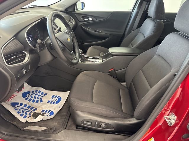 Certified 2024 Chevrolet Malibu RS w/ LPO, Floor Liner Package image 14