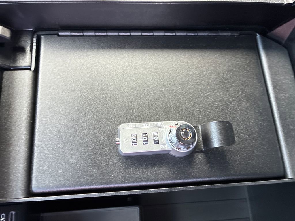 New 2026 Toyota Tundra Limited AWD/4WD image 46