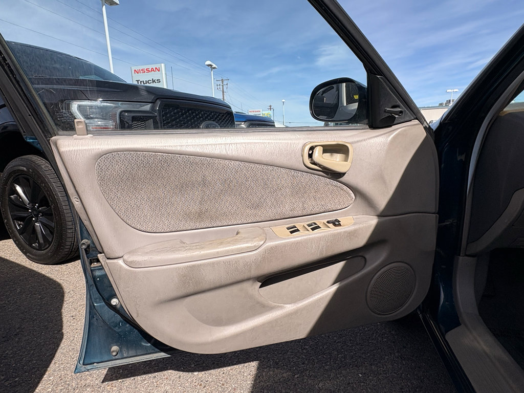 Used 2002 Toyota Corolla LE image 13