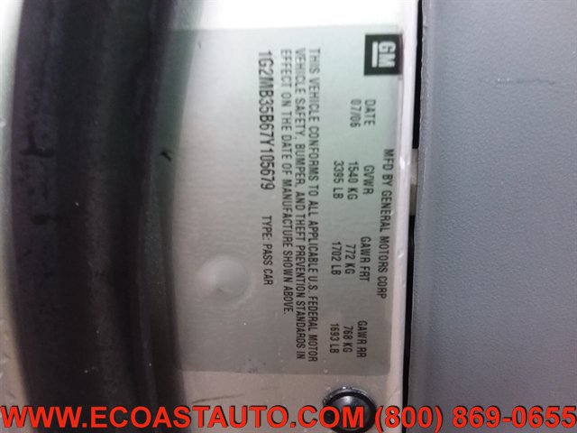 Used 2007 Pontiac Solstice Convertible w/ Premium Package RWD image 17