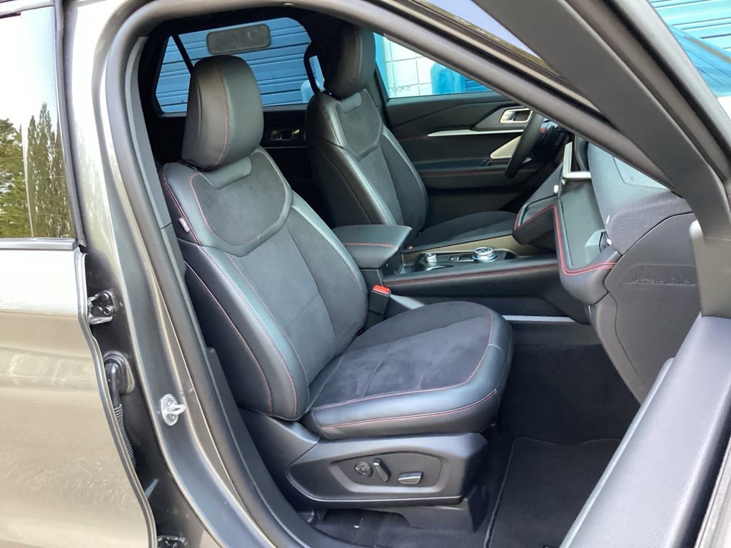 New 2026 Ford Explorer ST w/ Sun And Sound Package image 36