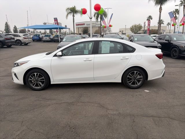 Used 2024 Kia Forte LXS image 2