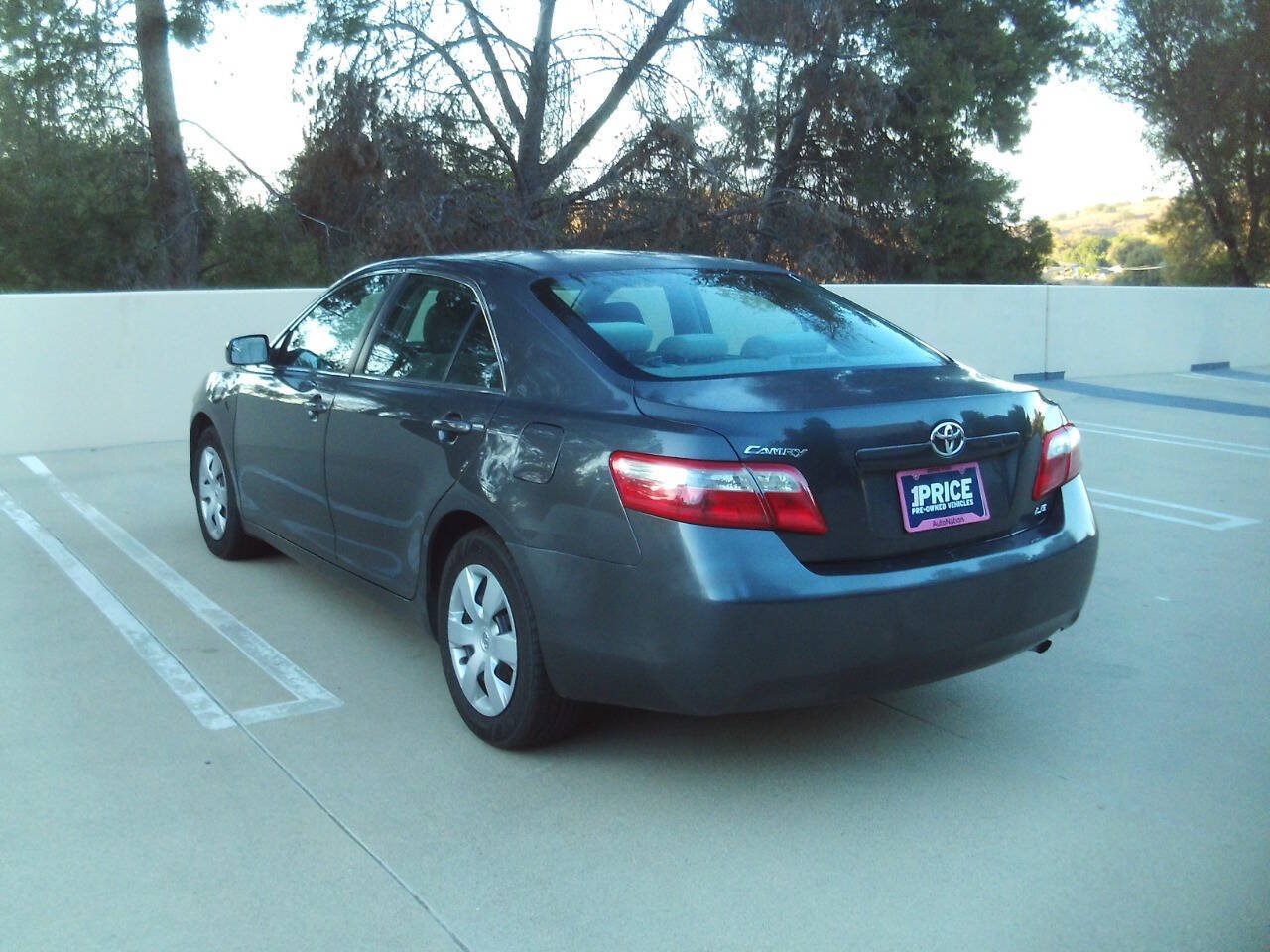 Used 2008 Toyota Camry LE FWD image 8