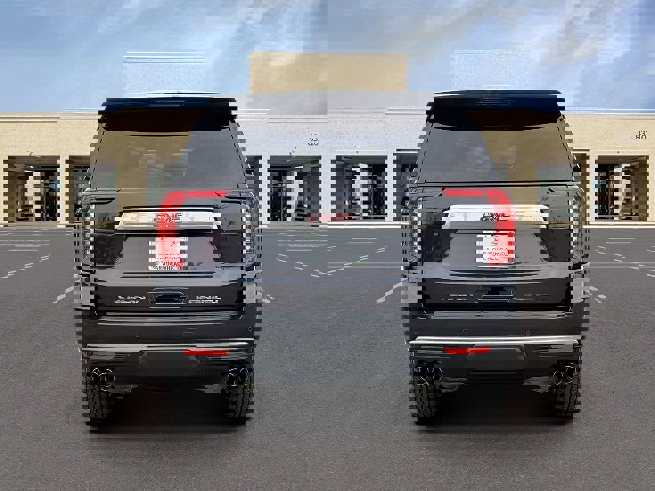 Used 2023 GMC Yukon Denali image 6