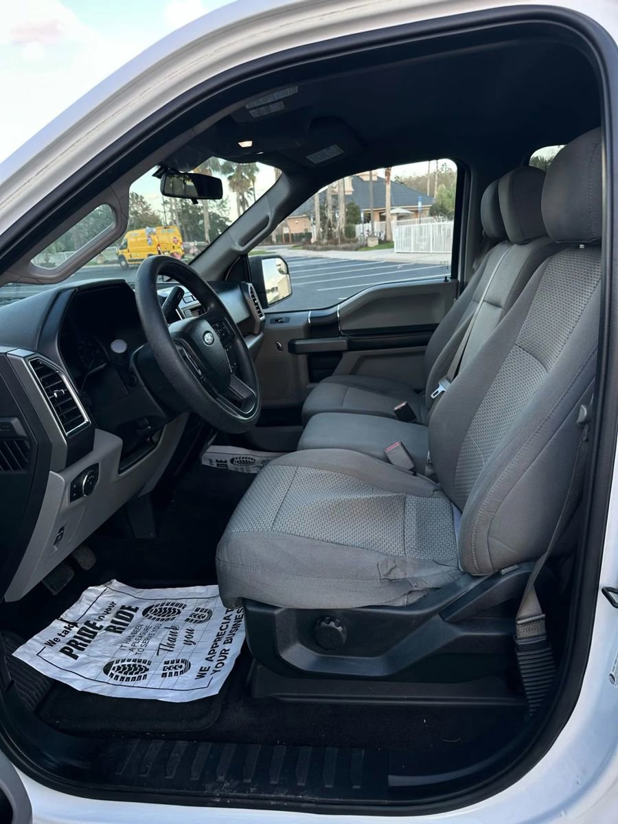 Used 2015 Ford F150 XLT image 11