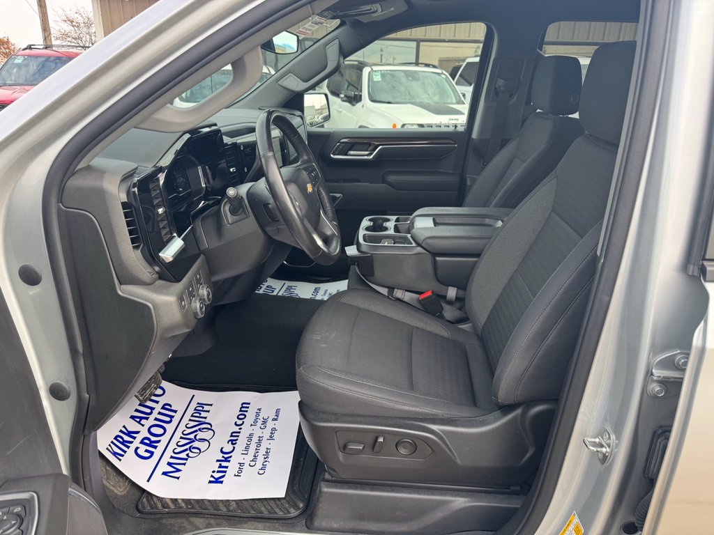 Used 2022 Chevrolet Silverado 1500 LT image 16