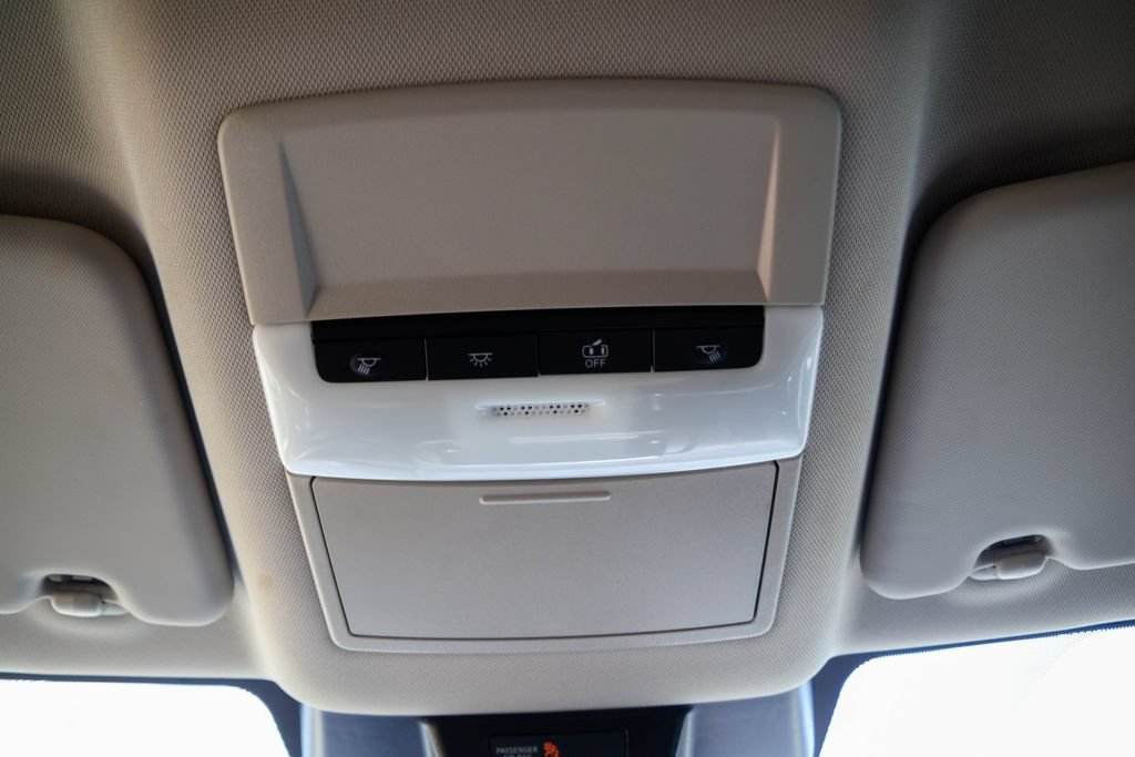 Used 2024 Nissan Rogue S FWD image 18