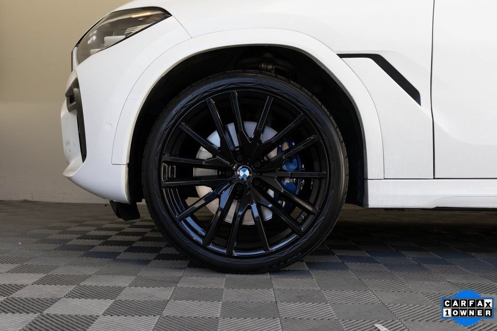 Used 2022 BMW X6 M50i AWD/4WD image 9