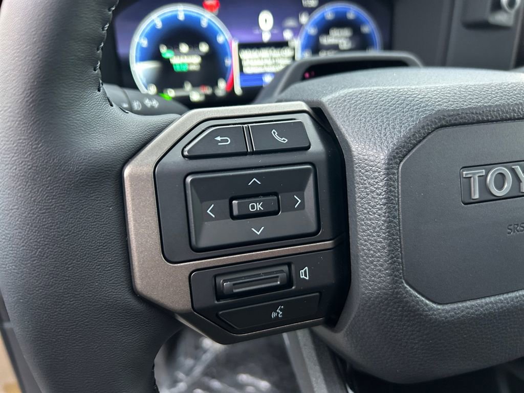 New 2026 Toyota Land Cruiser Base image 17