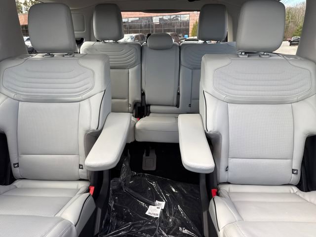 New 2026 Ford Expedition Platinum w/ Platinum Ultimate Package image 18