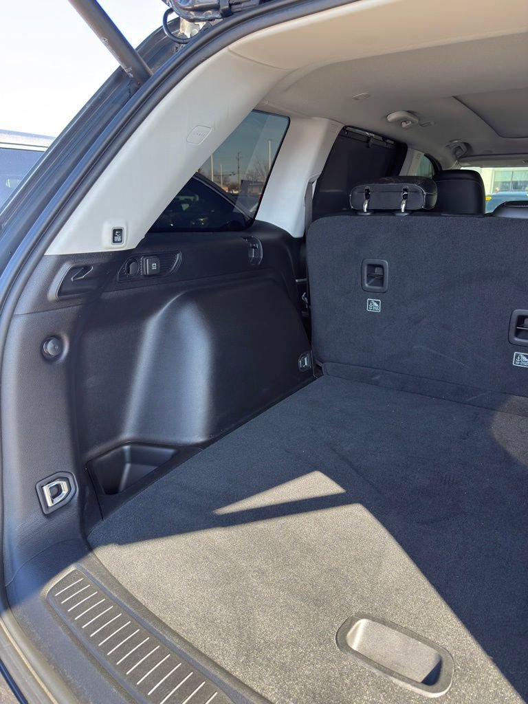 Used 2024 Jeep Grand Cherokee Limited w/ Luxury Tech Group II image 29