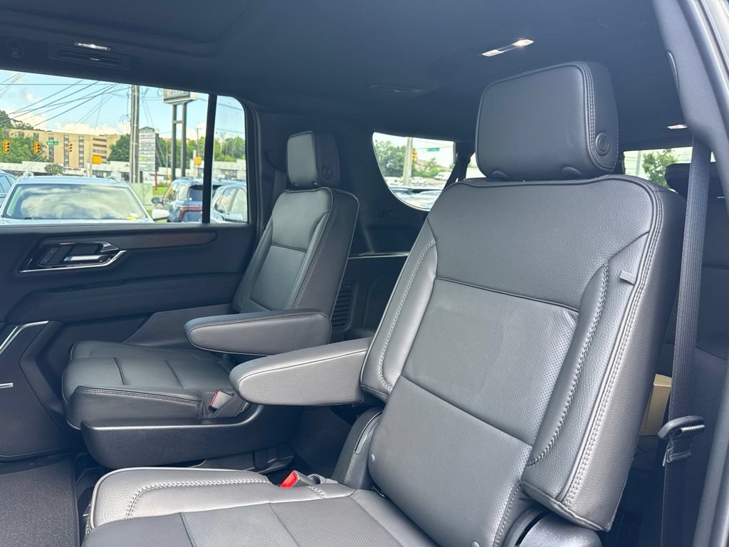 New 2026 GMC Yukon XL Denali w/ Denali Reserve Package AWD/4WD image 30